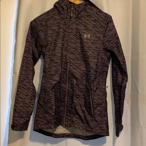 Under Armor Wind coat